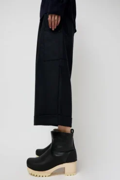 No.6 Store 5" Pull on Shearling Clog Boot on Mid Tread in Ink Aviator on White Base
