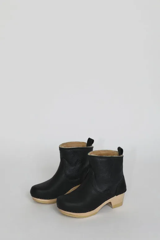 No.6 Store 5" Pull On Shearling Clog Boot on Mid Heel in Ink Aviator