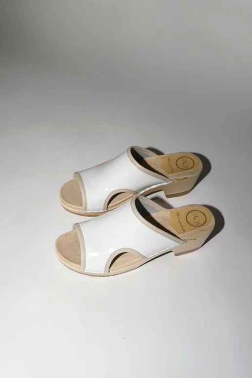 No.6 Store Alexis Clog on Mid Heel in White Patent