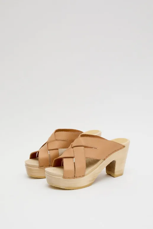 No.6 Store Basket Clog on Platform in Desert