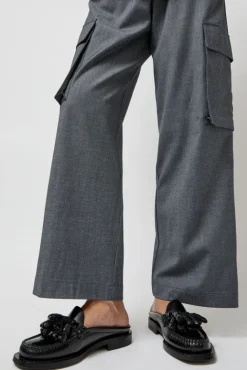 No.6 Store Cairel in Black