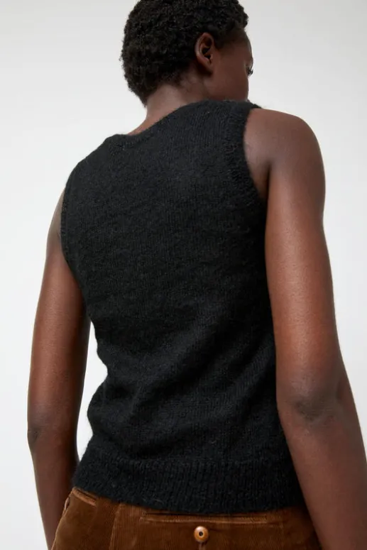 No.6 Store Carol U-Neck Vest in Black