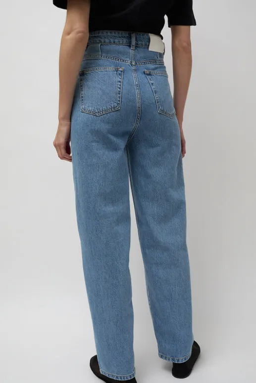 No.6 Store Carrot Leg Trousers in Classic Denim Blue