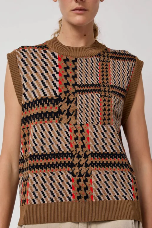 No.6 Store Dust Knitted Vest in Orange Mixed Checks
