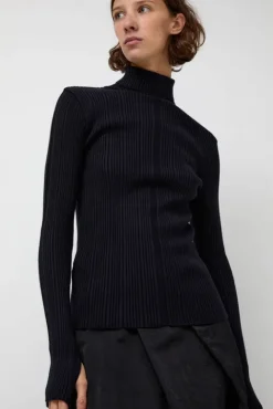 No.6 Store Inner Pleats Pola Knit in Navy