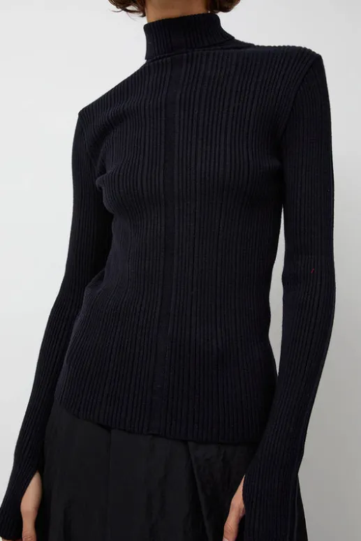 No.6 Store Inner Pleats Pola Knit in Navy