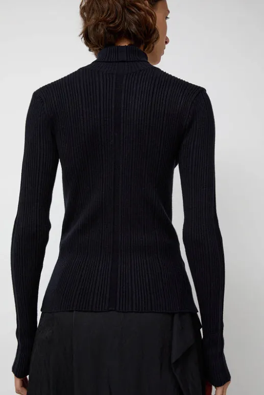 No.6 Store Inner Pleats Pola Knit in Navy