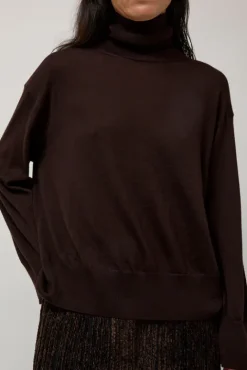 No.6 Store La Base Turtleneck in Brown