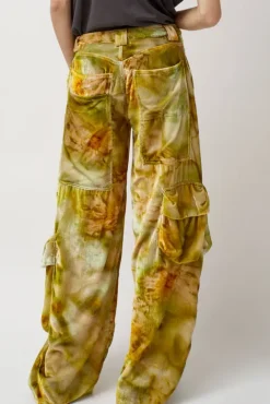 No.6 Store Lawn Cargo Pant in Sage Molten Floral