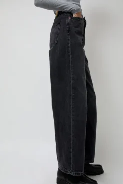 No.6 Store Leroy Jean in Stil Black