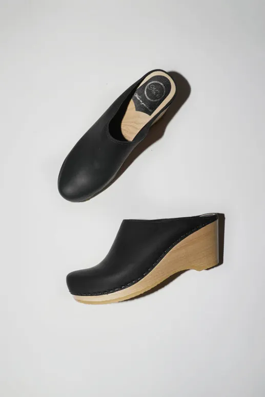 No.6 Store New School Clog on Wedge in Black