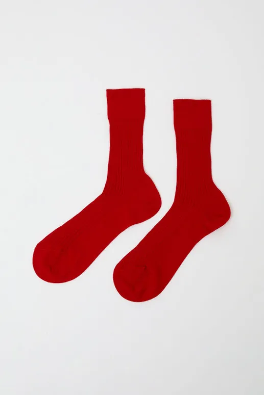 No.6 Store Ribbed Mid Calf Bio Cotton Socks in Rosso Lacca