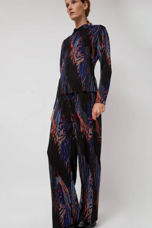 No.6 Store Silhouette Plisse Shirt in Blue Shadow Wing
