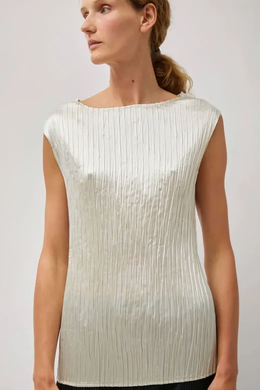 No.6 Store Space Tank in Ivory