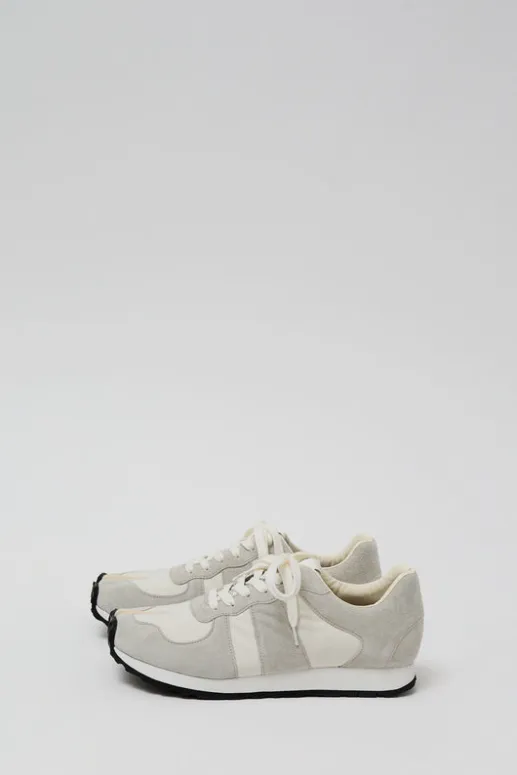 No.6 Store Tabi Trainer in White