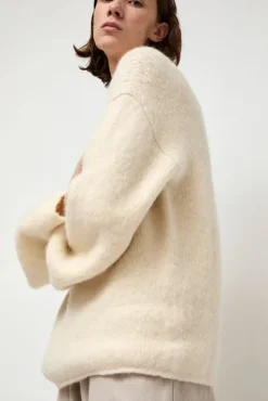 No.6 Store Vello Crewneck in Raw White