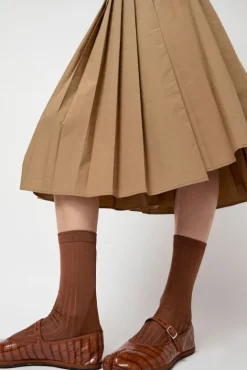 No.6 Store Viscose Tabi Socks in Camel