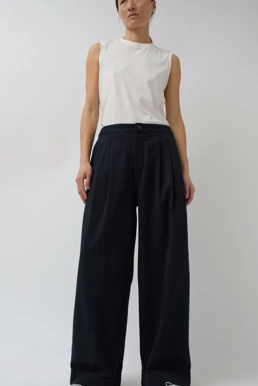 No.6 Store Wes Pleat Pant in Black Warp and Indigo Weft