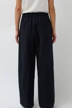 No.6 Store Wes Pleat Pant in Black Warp and Indigo Weft
