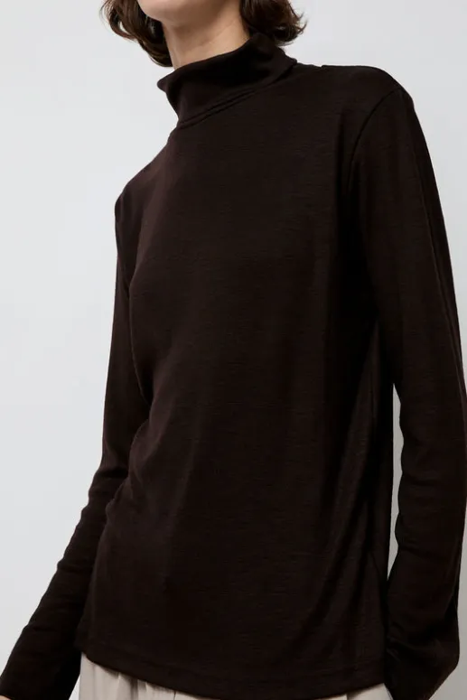 No.6 Store Wool Turtle Neck in Cacao