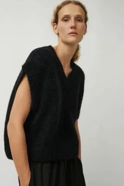 No.6 Store Yume Vest in Black
